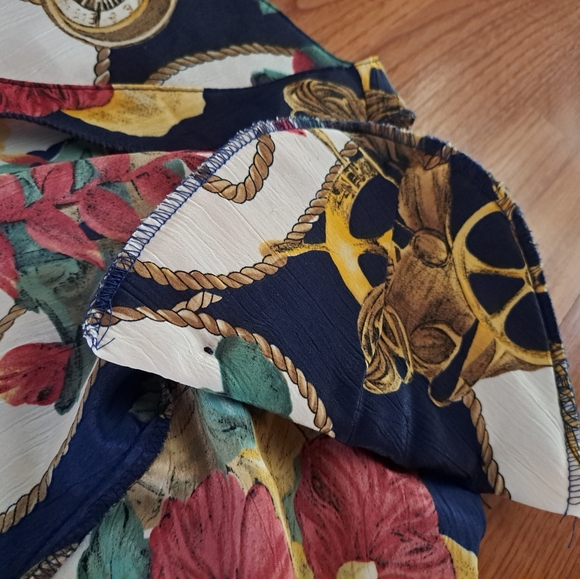 Women's S/S Button Front Allover Print Blouse - Picture 5 of 5